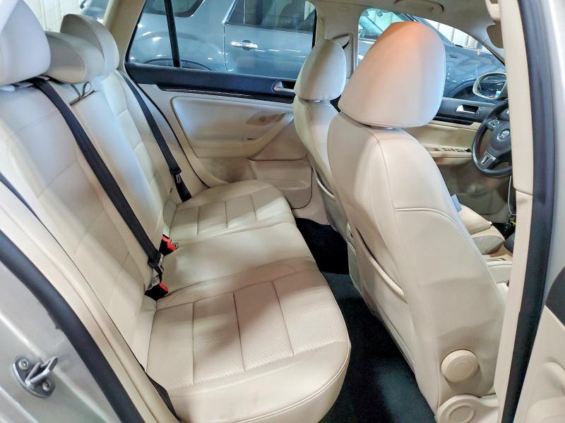 60869596 :رقم المزاد ، 3VWPL7AJ5DM643899 vin ، 2013 Volkswagen Jetta مزاد بيع