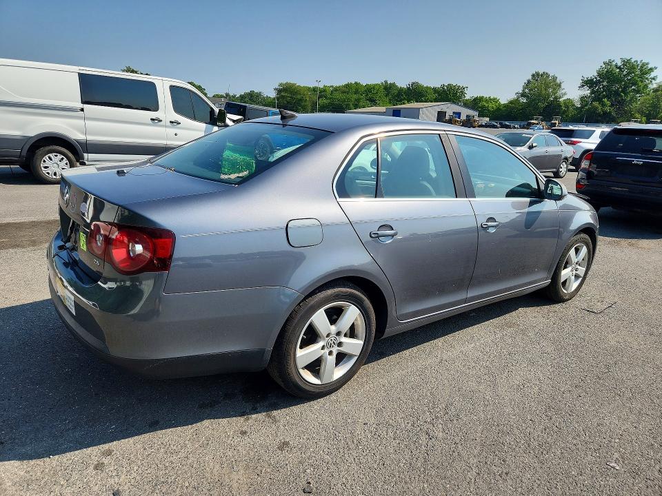 Продажа на аукционе авто 2009 Volkswagen Jetta, vin: 3VWRM71K09M158981, номер лота: 58951136