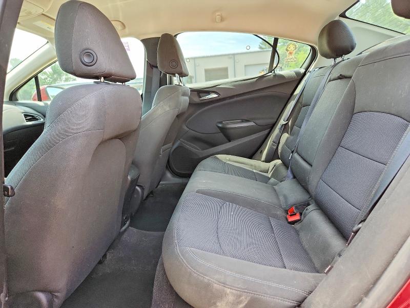 61146566 :رقم المزاد ، 1G1BE5SM9J7240513 vin ، 2018 Chevrolet Cruze مزاد بيع