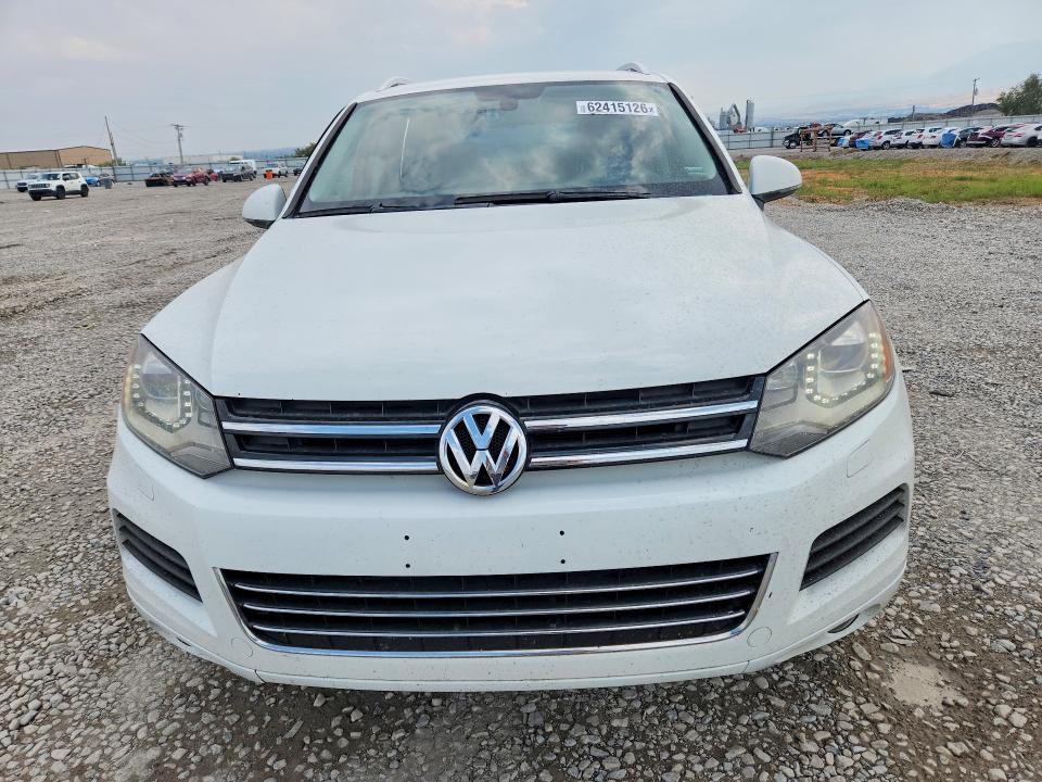 Продажа на аукционе авто 2014 Volkswagen Touareg, vin: WVGEF9BP2ED008664, номер лота: 62415126