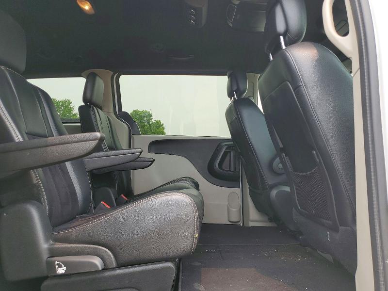 Продажа на аукционе авто 2017 Dodge Grand Caravan, vin: 2C4RDGBG9HR802613, номер лота: 61136206