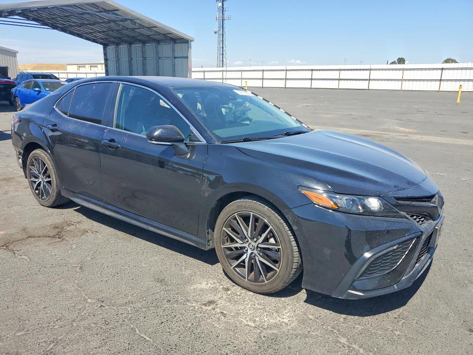 59718826 :رقم المزاد ، 4T1G11AK7PU753041 vin ، 2023 Toyota Camry مزاد بيع