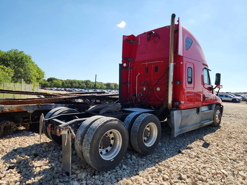 Auction sale of the 2017 Freightliner Cascadia 125, vin: 3AKJGLDR2HSHF4212, lot number: 62141646