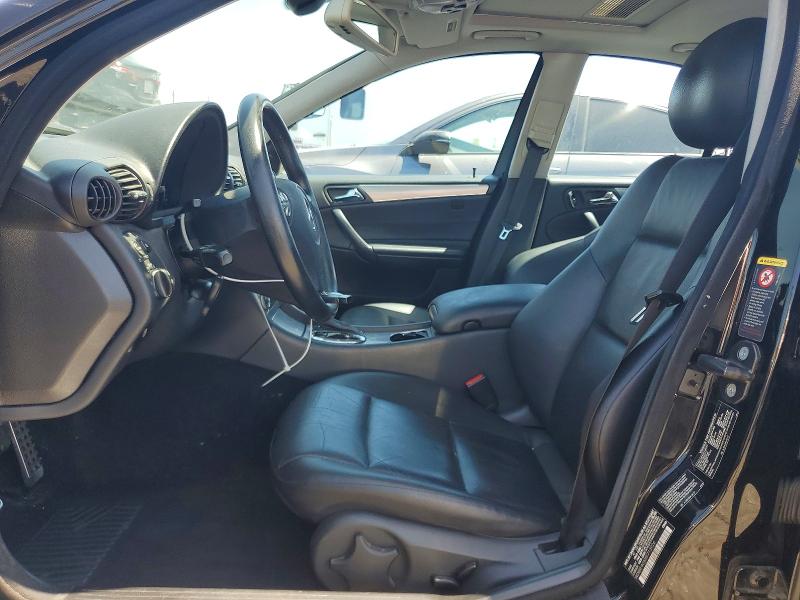 60620536 :رقم المزاد ، WDBRF40J05F713926 vin ، 2005 Mercedes-benz C مزاد بيع