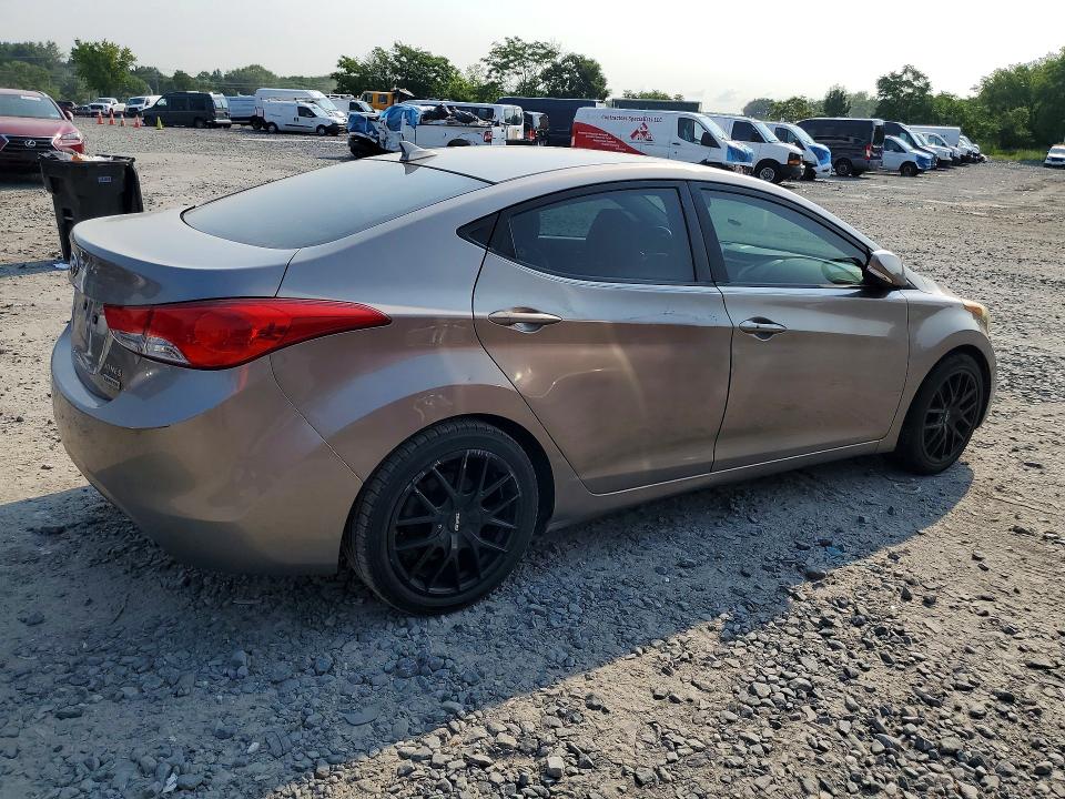 Продажа на аукционе авто 2013 Hyundai Elantra, vin: 5NPDH4AE0DH172968, номер лота: 61488356