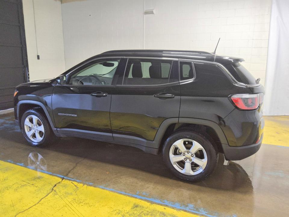 2017 Jeep Compass მანქანა იყიდება აუქციონზე, vin: 3C4NJDBB3HT651002, აუქციონის ნომერი: 56193156