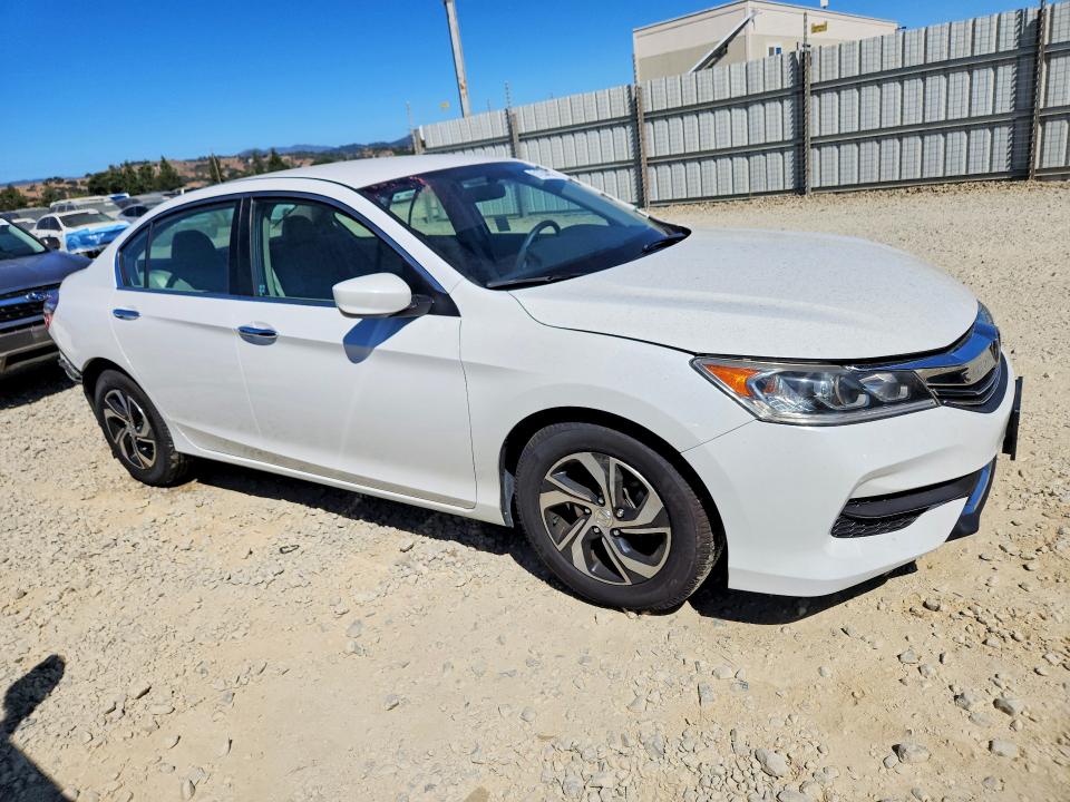 Продаж на аукціоні авто 2017 Honda Accord, vin: 1HGCR2F3XHA111176, номер лоту: 61234896