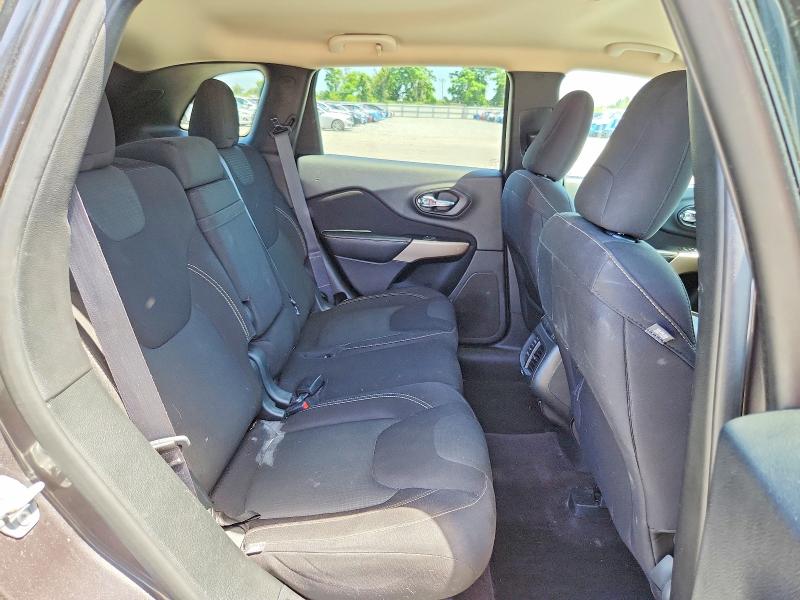 Продажа на аукционе авто 2017 Jeep Cherokee, vin: 1C4PJLCB4HW640165, номер лота: 60765256