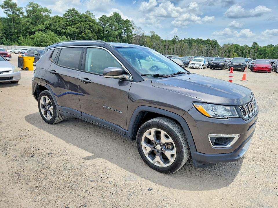 62230406 :رقم المزاد ، 3C4NJDCB8MT533746 vin ، 2021 Jeep Compass مزاد بيع