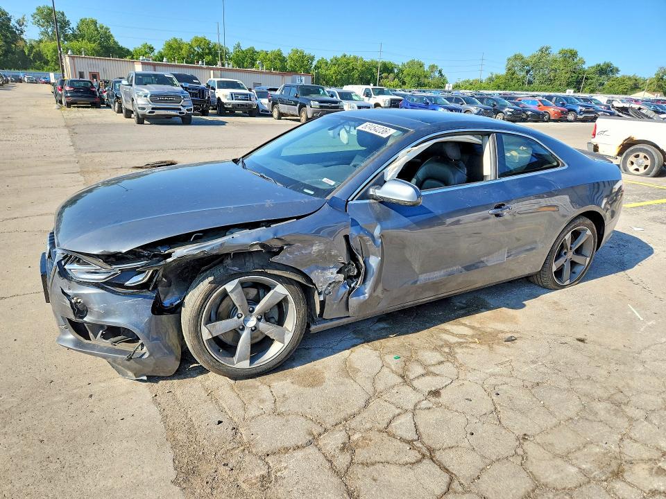 62454236 :رقم المزاد ، WAUCFAFRXFA017699 vin ، 2015 Audi A5 مزاد بيع