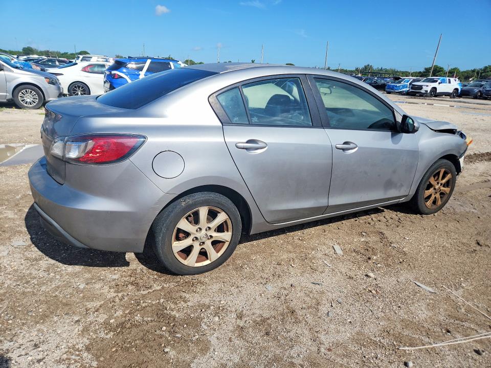 60007876 :رقم المزاد ، JM1BL1SG5A1156899 vin ، 2010 Mazda 3 مزاد بيع