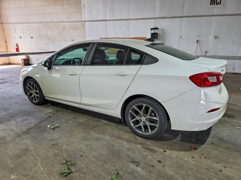2017 Chevrolet Cruze მანქანა იყიდება აუქციონზე, vin: 1G1BC5SMXH7161724, აუქციონის ნომერი: 59338006