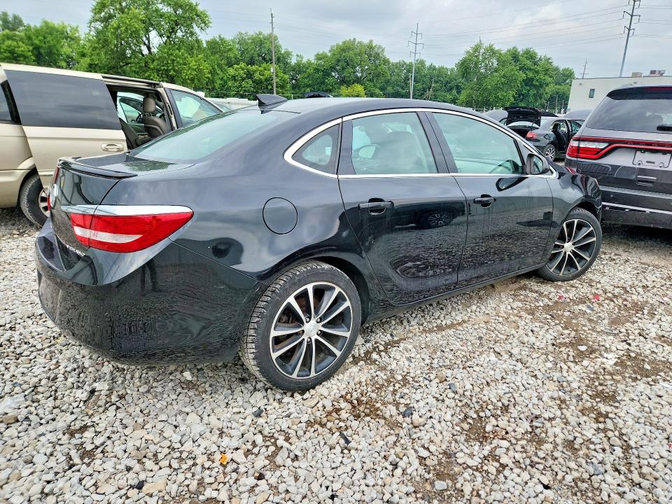 60774386 :رقم المزاد ، 1G4PW5SK7G4181797 vin ، 2016 Buick Verano مزاد بيع