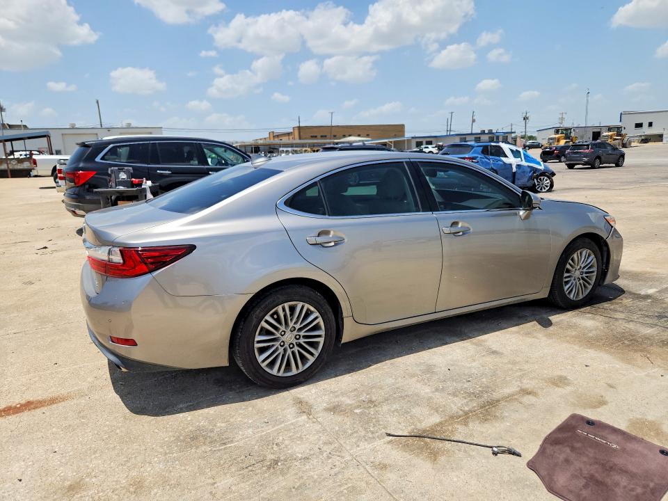 61812276 :رقم المزاد ، 58ABK1GGXGU018203 vin ، 2016 Lexus Es مزاد بيع