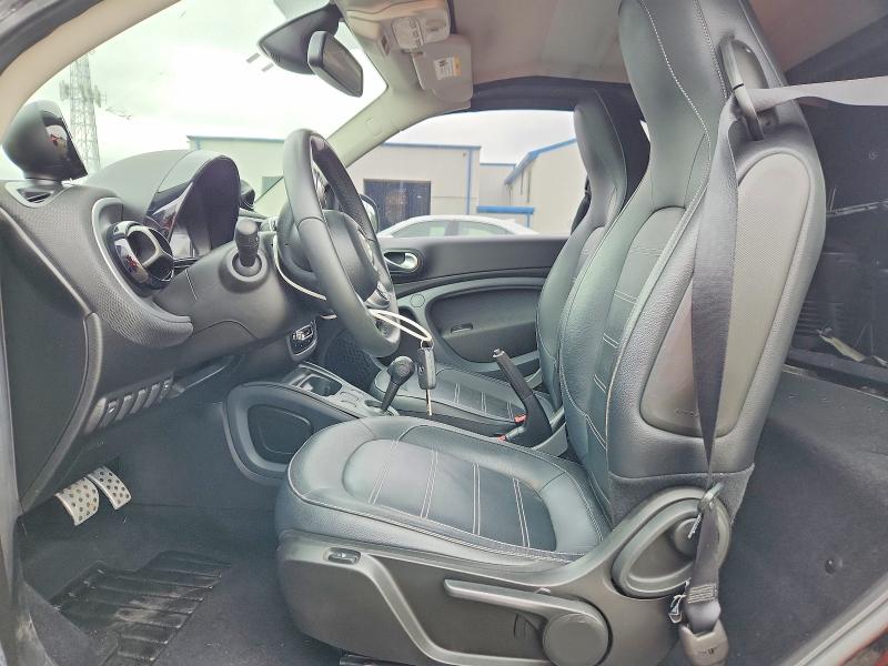 60167766 :رقم المزاد ، WMEFK9BA8KK393186 vin ، 2019 Smart Fortwo مزاد بيع