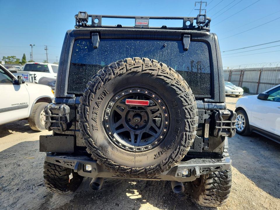 60235826 :رقم المزاد ، 1C4GJXAN2NW144944 vin ، 2022 Jeep Wrangler مزاد بيع