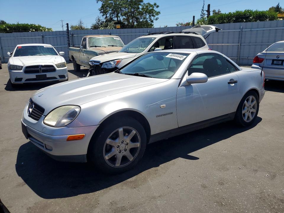 1999 Mercedes-benz Slk მანქანა იყიდება აუქციონზე, vin: WDBKK47FXXF121791, აუქციონის ნომერი: 60444446