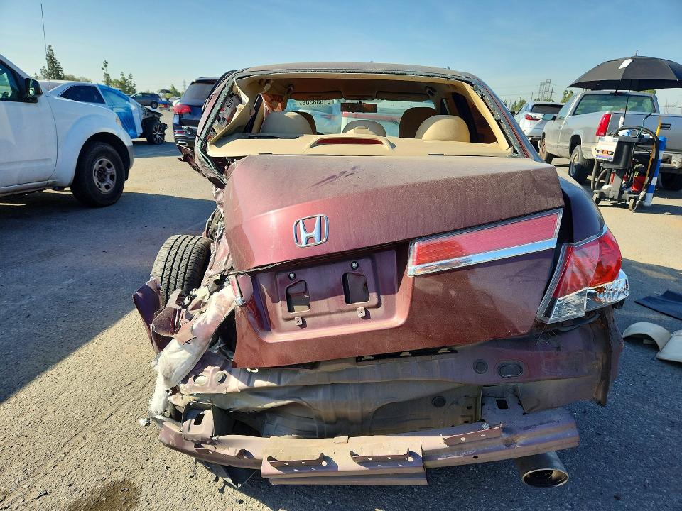Продажа на аукционе авто 2011 Honda Accord, vin: 1HGCP2F31BA008743, номер лота: 61638306