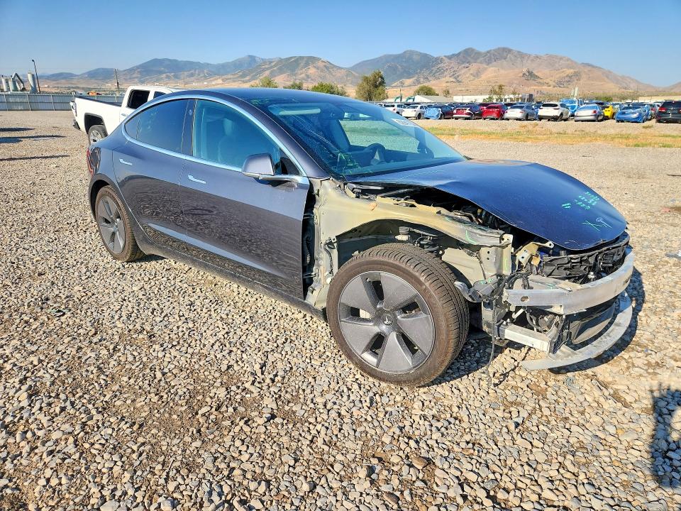 2019 Tesla Model 3 მანქანა იყიდება აუქციონზე, vin: 5YJ3E1EBXKF521553, აუქციონის ნომერი: 62947756
