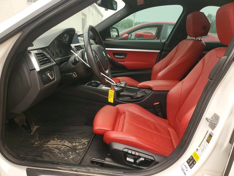 60807706 :رقم المزاد ، WBA8Z9C38HG827019 vin ، 2017 Bmw 330 مزاد بيع