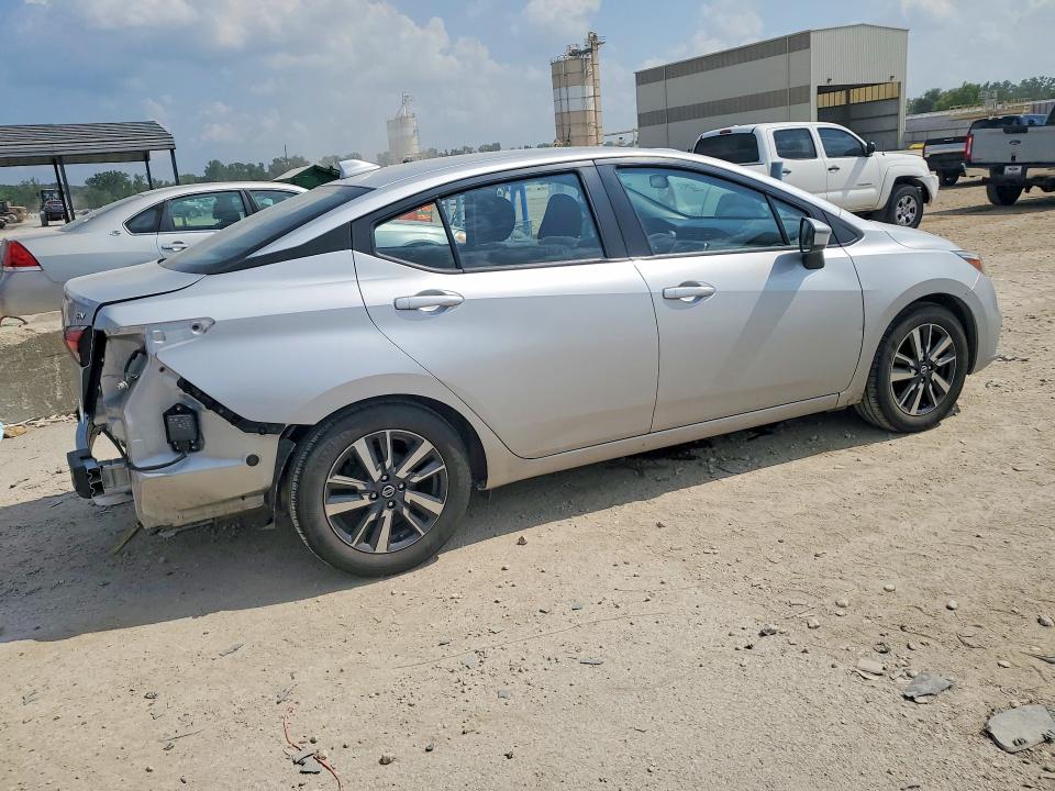 61132256 :رقم المزاد ، 3N1CN8EV2ML845882 vin ، 2021 Nissan Versa مزاد بيع