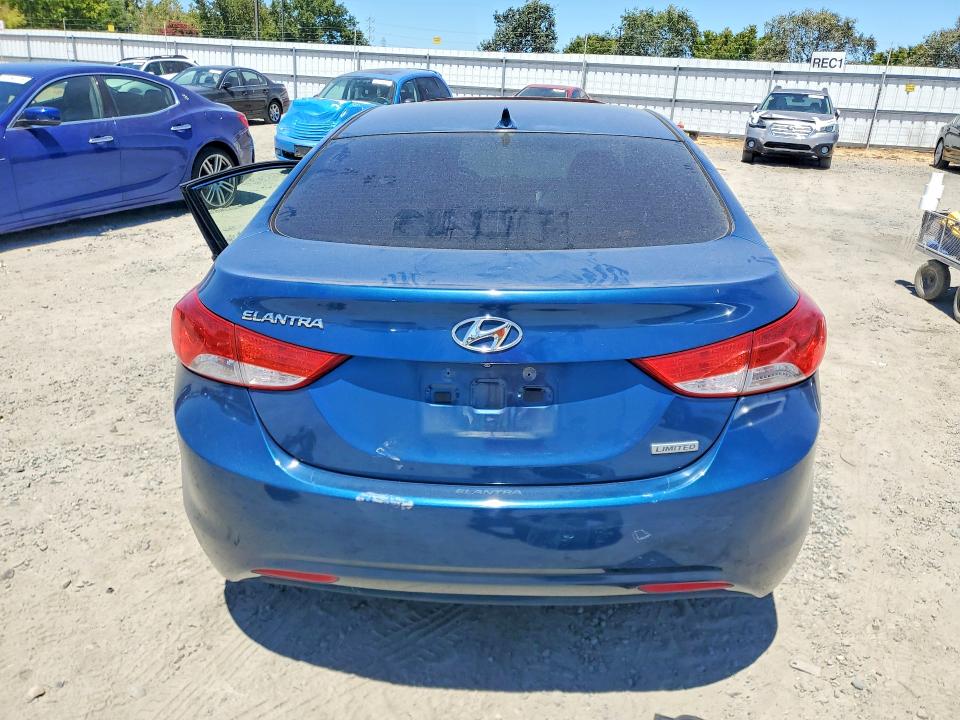 62337196 :رقم المزاد ، KMHDH4AE9DU963632 vin ، 2013 Hyundai Elantra مزاد بيع