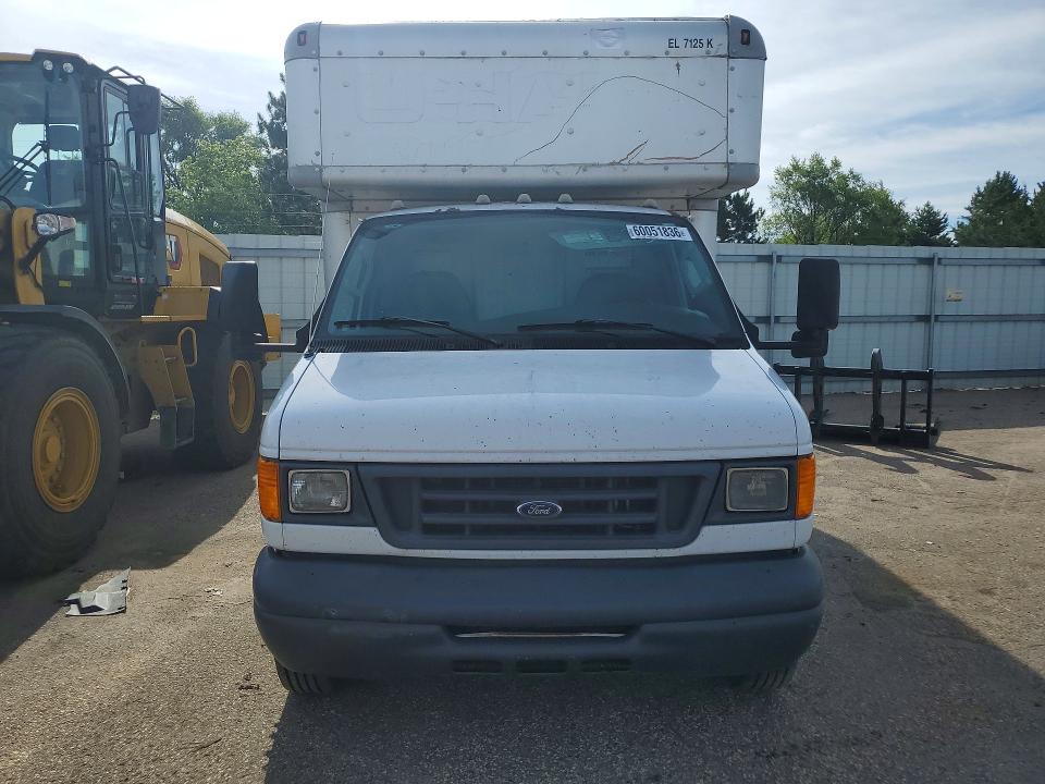 60051836 :رقم المزاد ، 1FDXE45SX6HA86621 vin ، 2006 Ford Econoline مزاد بيع