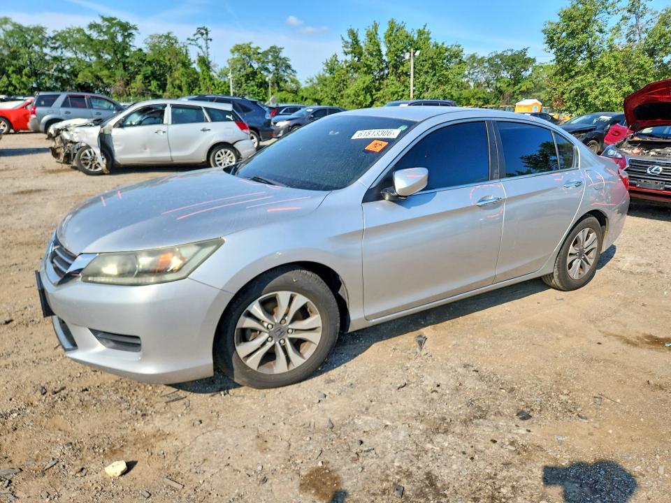 61813306 :رقم المزاد ، 1HGCR2F35EA215800 vin ، 2014 Honda Accord مزاد بيع