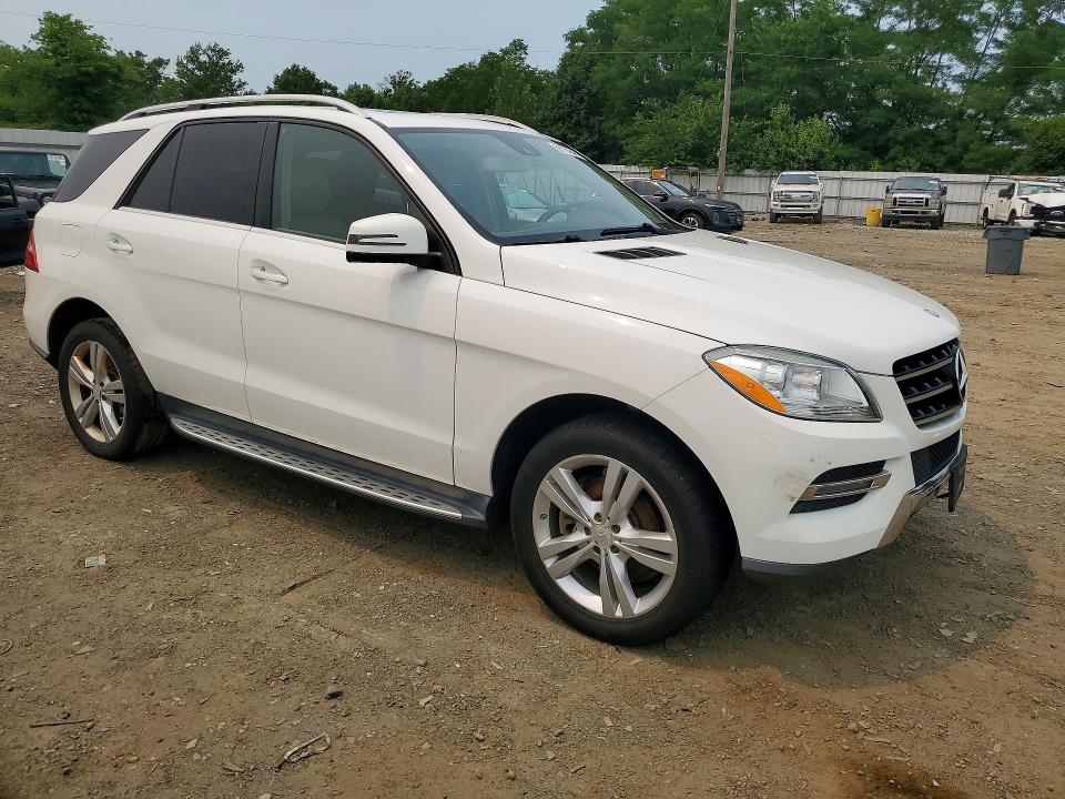 Продаж на аукціоні авто 2015 Mercedes-benz Ml, vin: 4JGDA5HB3FA483175, номер лоту: 61174846