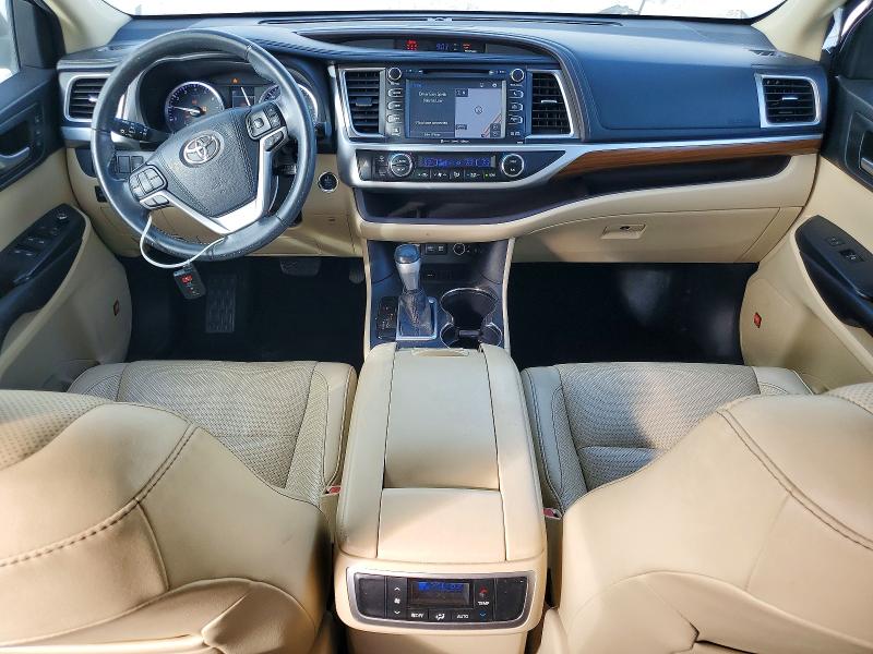 59705426 :رقم المزاد ، 5TDYZRFH8HS192030 vin ، 2017 Toyota Highlander مزاد بيع