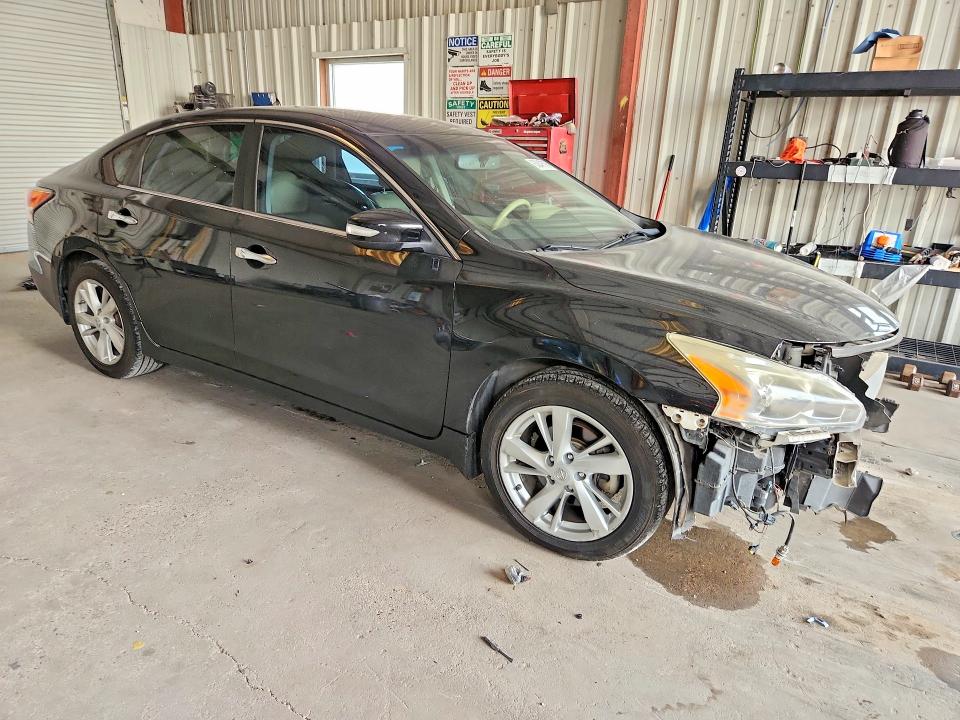 2014 Nissan Altima მანქანა იყიდება აუქციონზე, vin: 1N4AL3AP6EN236578, აუქციონის ნომერი: 63047576