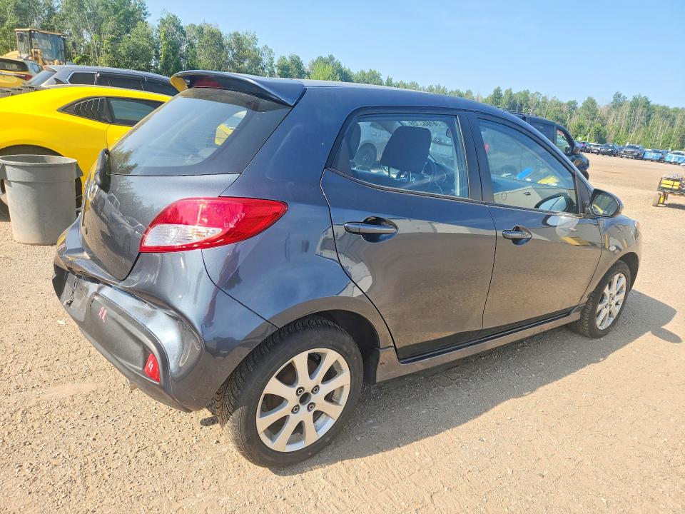 2011 Mazda Mazda2 მანქანა იყიდება აუქციონზე, vin: JM1DE1HY3B0110725, აუქციონის ნომერი: 61033326