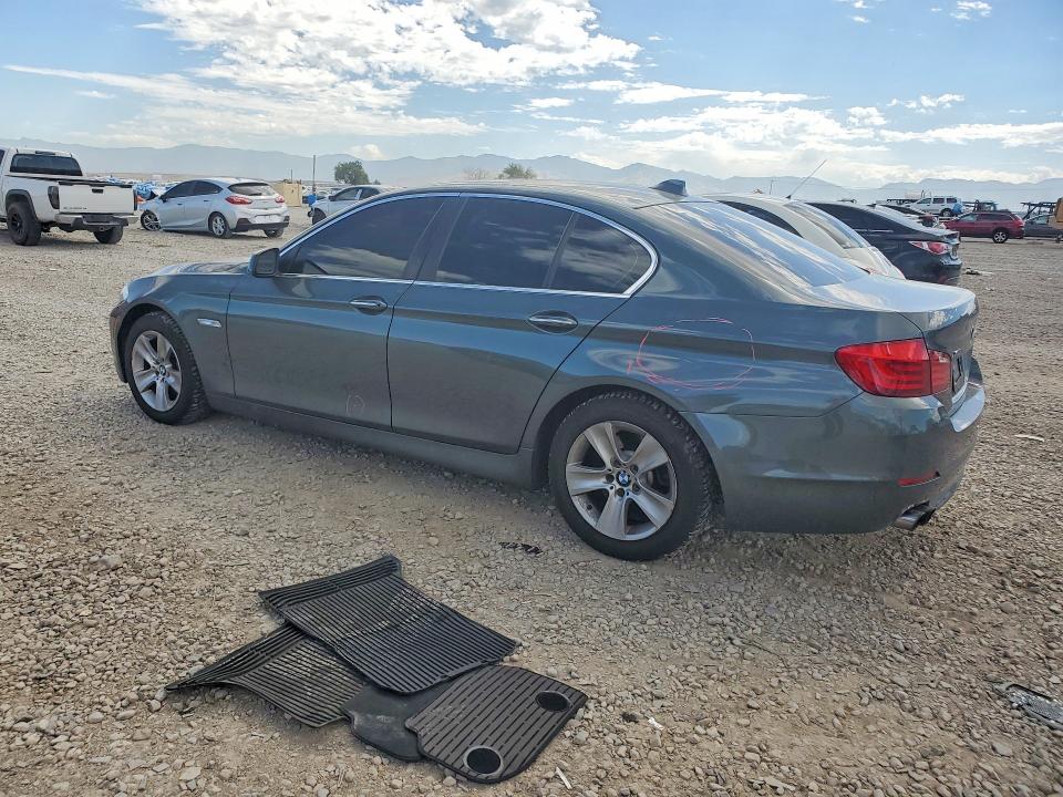 2013 Bmw 528 მანქანა იყიდება აუქციონზე, vin: WBAXH5C52DDW13423, აუქციონის ნომერი: 59695096