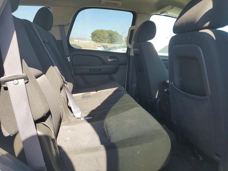 63037426 :رقم المزاد ، 1GNSCAE01BR316155 vin ، 2011 Chevrolet Tahoe مزاد بيع