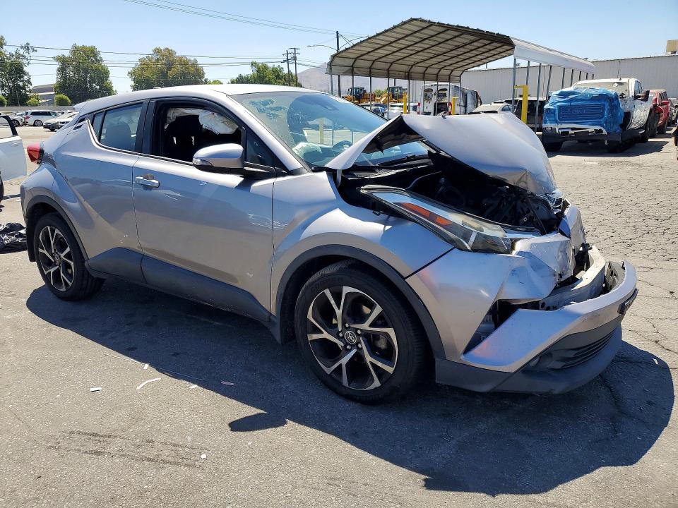 60635156 :رقم المزاد ، NMTKHMBX8JR021596 vin ، 2018 Toyota C-hr مزاد بيع
