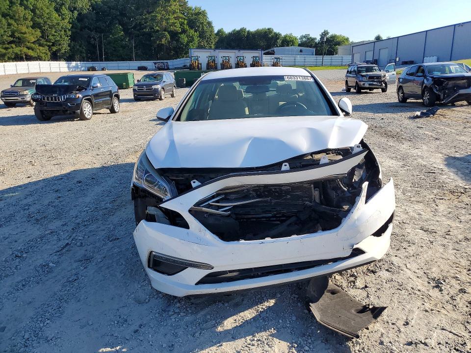 60331386 :رقم المزاد ، 5NPE24AF4FH184641 vin ، 2015 Hyundai Sonata مزاد بيع