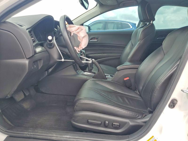 62021786 :رقم المزاد ، 19UDE2F77NA002009 vin ، 2022 Acura Ilx مزاد بيع