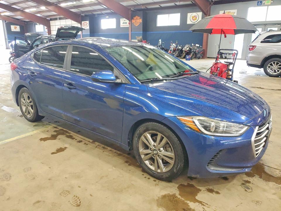2017 Hyundai Elantra მანქანა იყიდება აუქციონზე, vin: 5NPD84LF5HH129755, აუქციონის ნომერი: 63281996