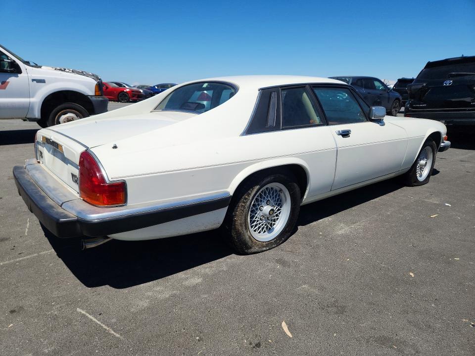 Продажа на аукционе авто 1989 Jaguar Xjs, vin: SAJNY5847KC158289, номер лота: 59352726