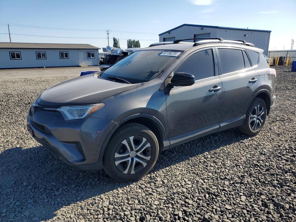 Auction sale of the 2018 Toyota Rav4, vin: JTMBFREV0JJ240676, lot number: 60186236