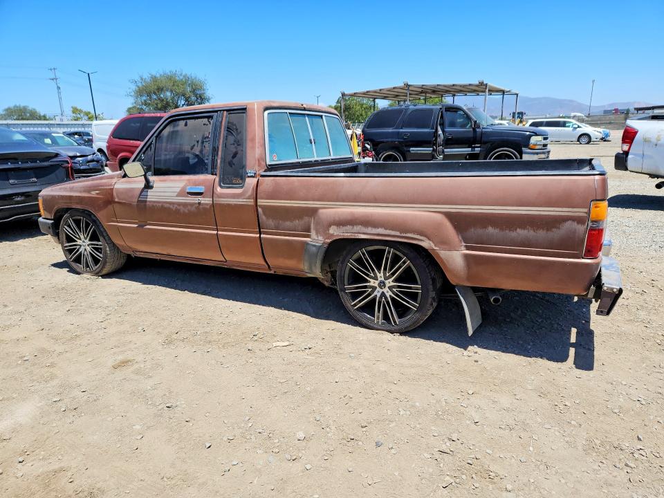 Продажа на аукционе авто 1986 Toyota Pickup, vin: JT4RN56S3G7004690, номер лота: 60009336
