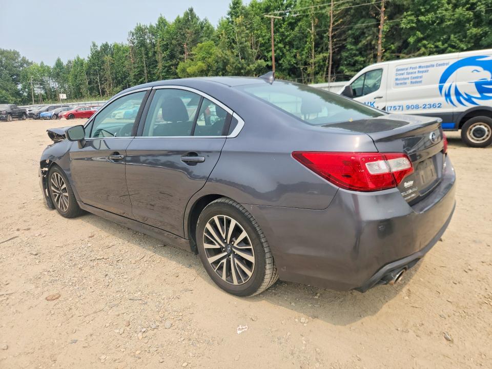 61464806 :رقم المزاد ، 4S3BNAC6XJ3011023 vin ، 2018 Subaru Legacy مزاد بيع