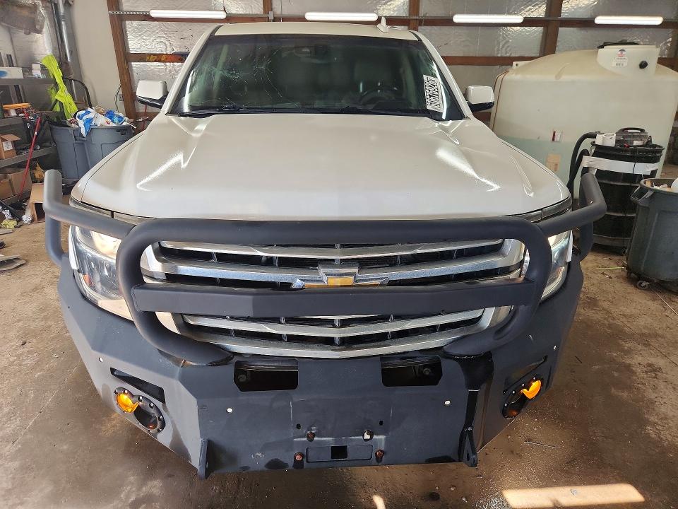 Продажа на аукционе авто 2016 Chevrolet Suburban, vin: 1GNSKHKC1GR350937, номер лота: 60676926