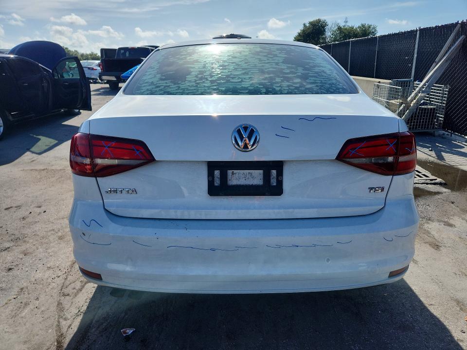 Продаж на аукціоні авто 2017 Volkswagen Jetta, vin: 3VW2B7AJ1HM352996, номер лоту: 61924046