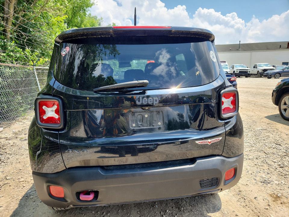 60703896 :رقم المزاد ، ZACCJBCB0HPG53727 vin ، 2017 Jeep Renegade مزاد بيع