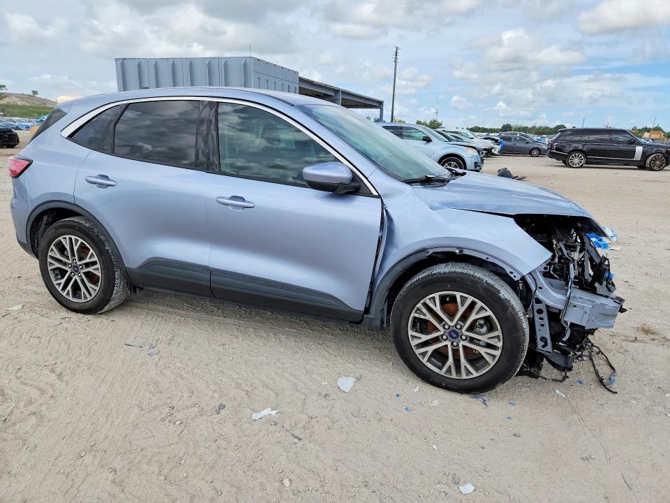59853106 :رقم المزاد ، 1FMCU0H67NUA81097 vin ، 2022 Ford Escape مزاد بيع