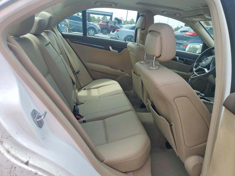 63489296 :رقم المزاد ، WDDGF4HB9DR268577 vin ، 2013 Mercedes-benz C مزاد بيع
