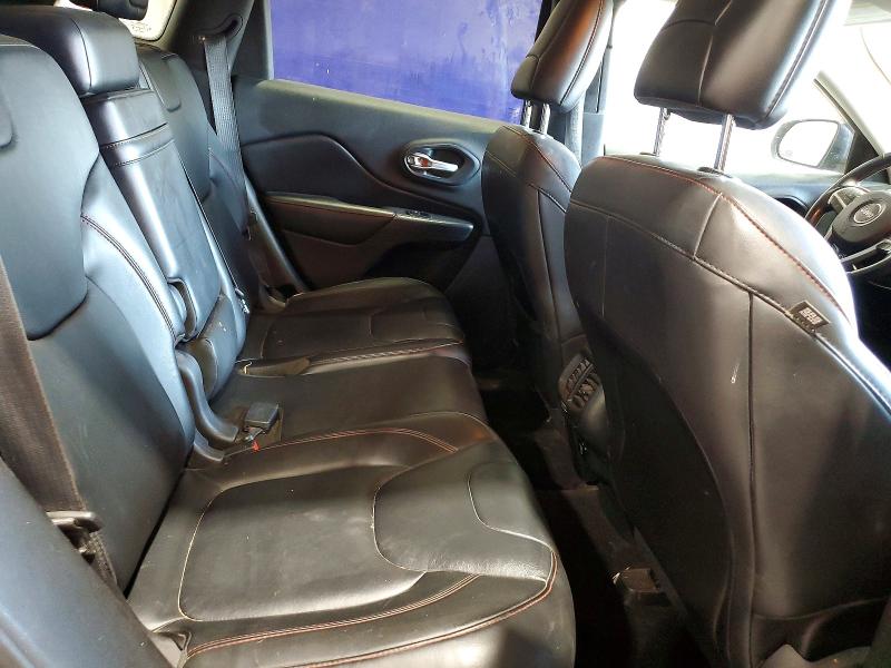59689056 :رقم المزاد ، 1C4PJMBS7FW649057 vin ، 2015 Jeep Cherokee مزاد بيع