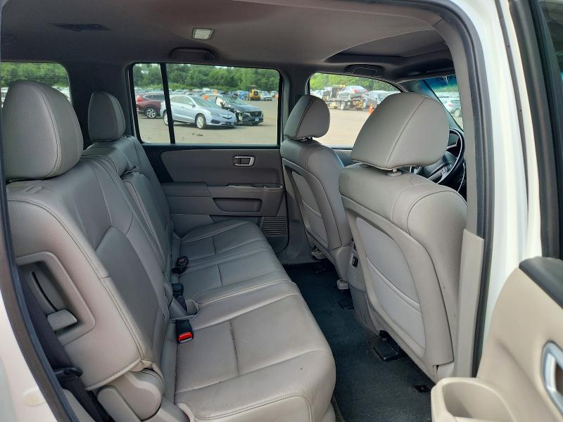 60593586 :رقم المزاد ، 5FNYF4H74DB044777 vin ، 2013 Honda Pilot مزاد بيع