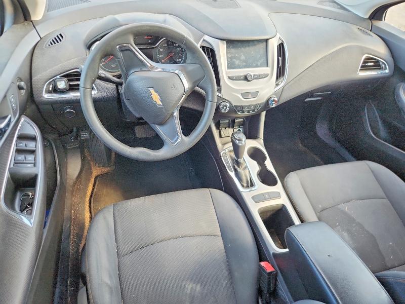 62005756 :رقم المزاد ، 1G1BC5SM8J7222283 vin ، 2018 Chevrolet Cruze مزاد بيع